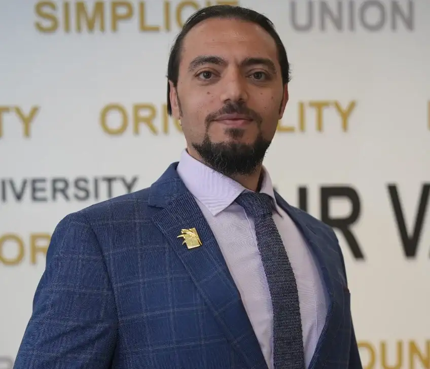 Dr. Ahmad  Hammoud