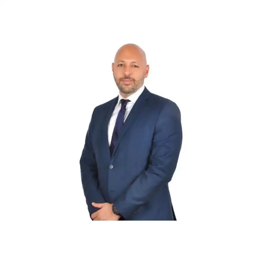 Mr. Rodrigo Otavio Felipe Oliveira