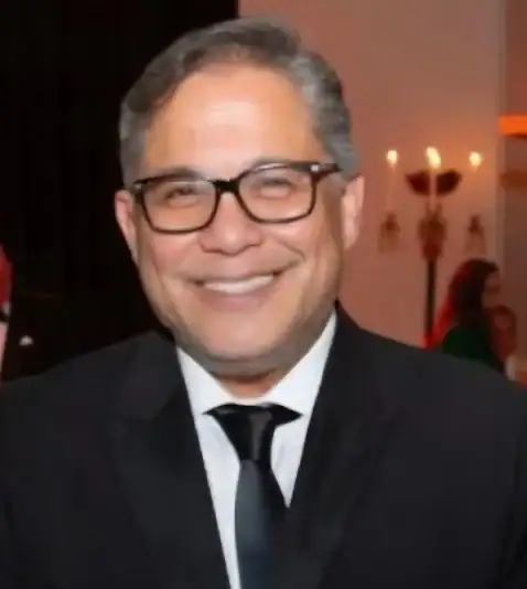 Dr. GABRIEL  ROVAYO